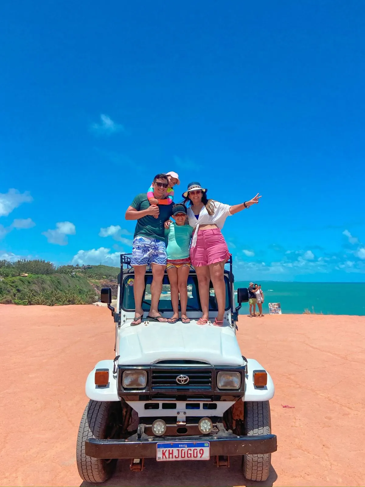 Mídia 3 de Passeio de Jeep 4x4 — Pipa Completa