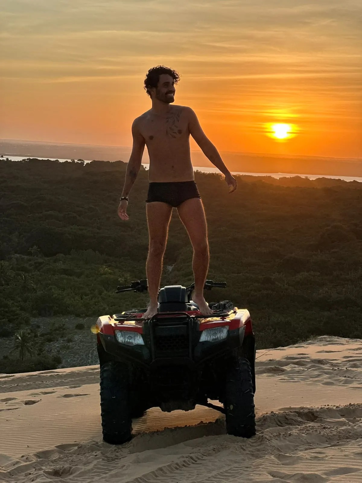 Mídia 4 de Passeio de Cuatriciclo em Pipa — Litoral Norte Rota 2